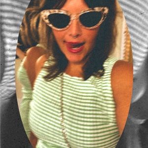 Meet your Posher, Casey